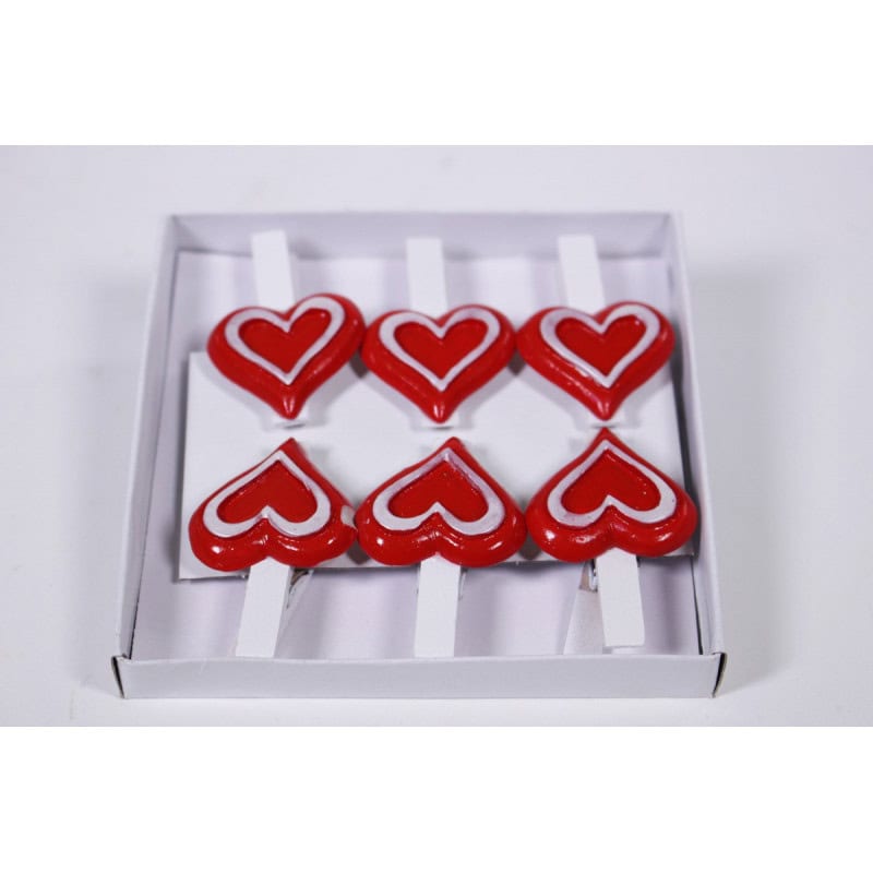 Pinces coeur en bois 4.5cm Boite de 6 pièces Pinces coeur en bois 4.5cm Boite de 6 pièces