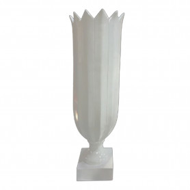 Vase en résine blanc décoration événementielle