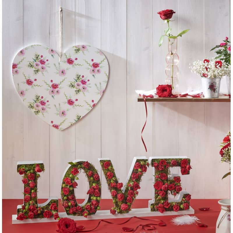 Lettres LOVE en métal base bois - Grossiste fleuriste St Valentin