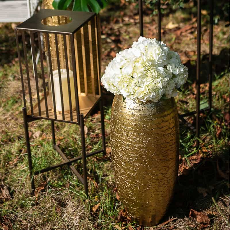 Vasé bombé en céramique couleur or - Décoration événementiel