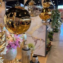 Boule en plastique géante or 2 tailles - Moonlight